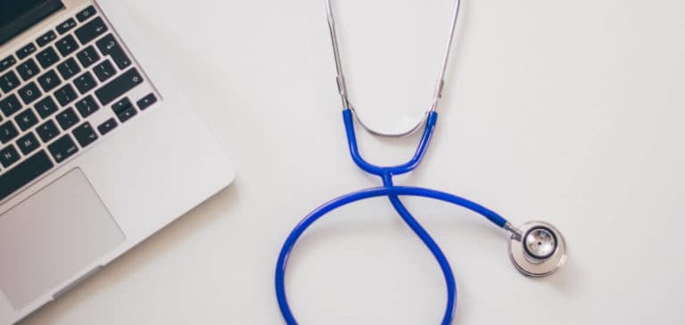 desk-doctor-health-48604-1160x550